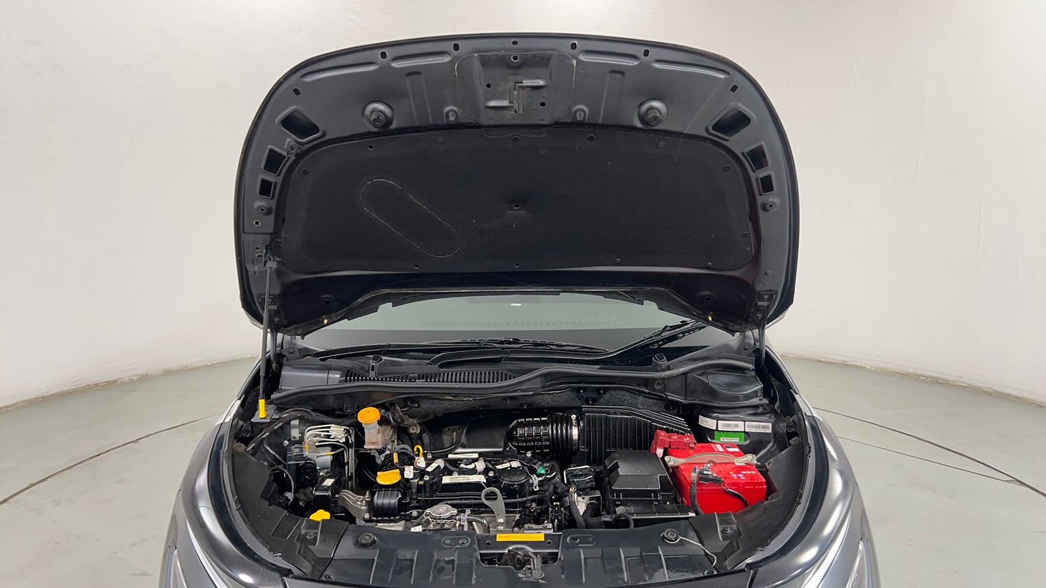 Used 2021 Tata Altroz XZ Petrol Petrol Manual engine ENGINE & BONNET OPEN FRONT VIEW