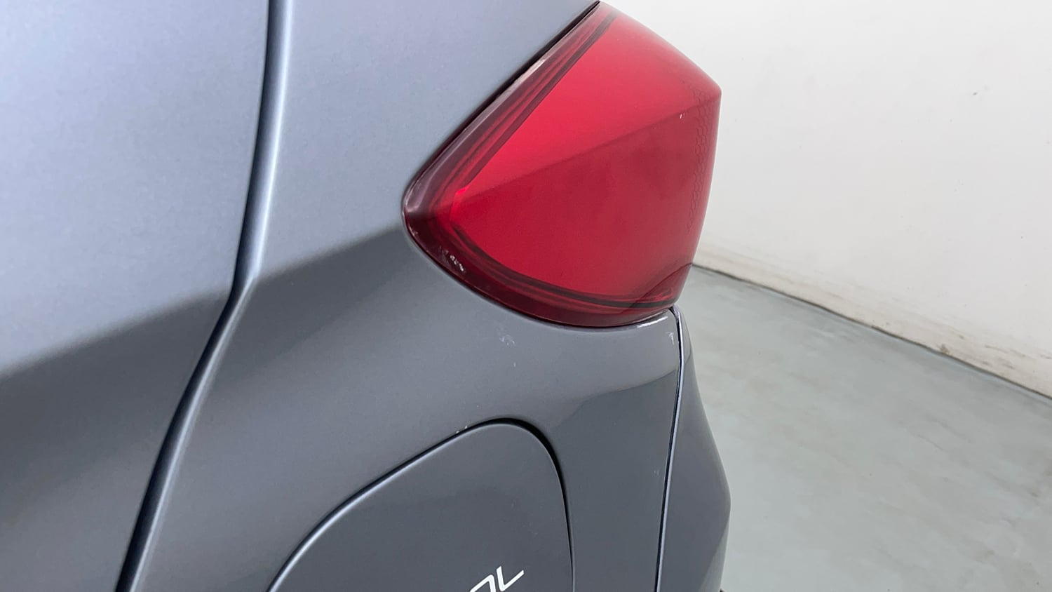 Used 2018 Tata Tiago Revotron XZA Petrol Automatic dents MINOR SCRATCH