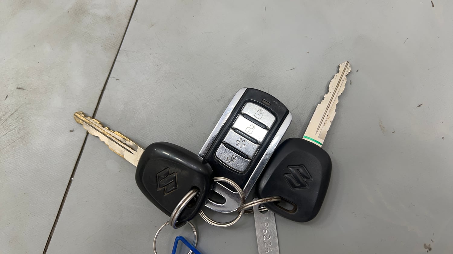 Used 2017 Maruti Suzuki Wagon R LXI CNG Cng Manual extra CAR KEY VIEW
