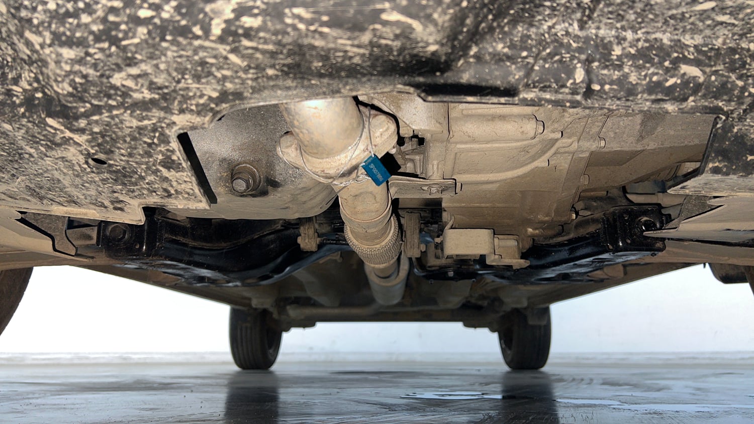 Used 2024 Tata Nexon Smart (O) 1.2 Petrol 5MT Petrol Manual extra FRONT LEFT UNDERBODY VIEW