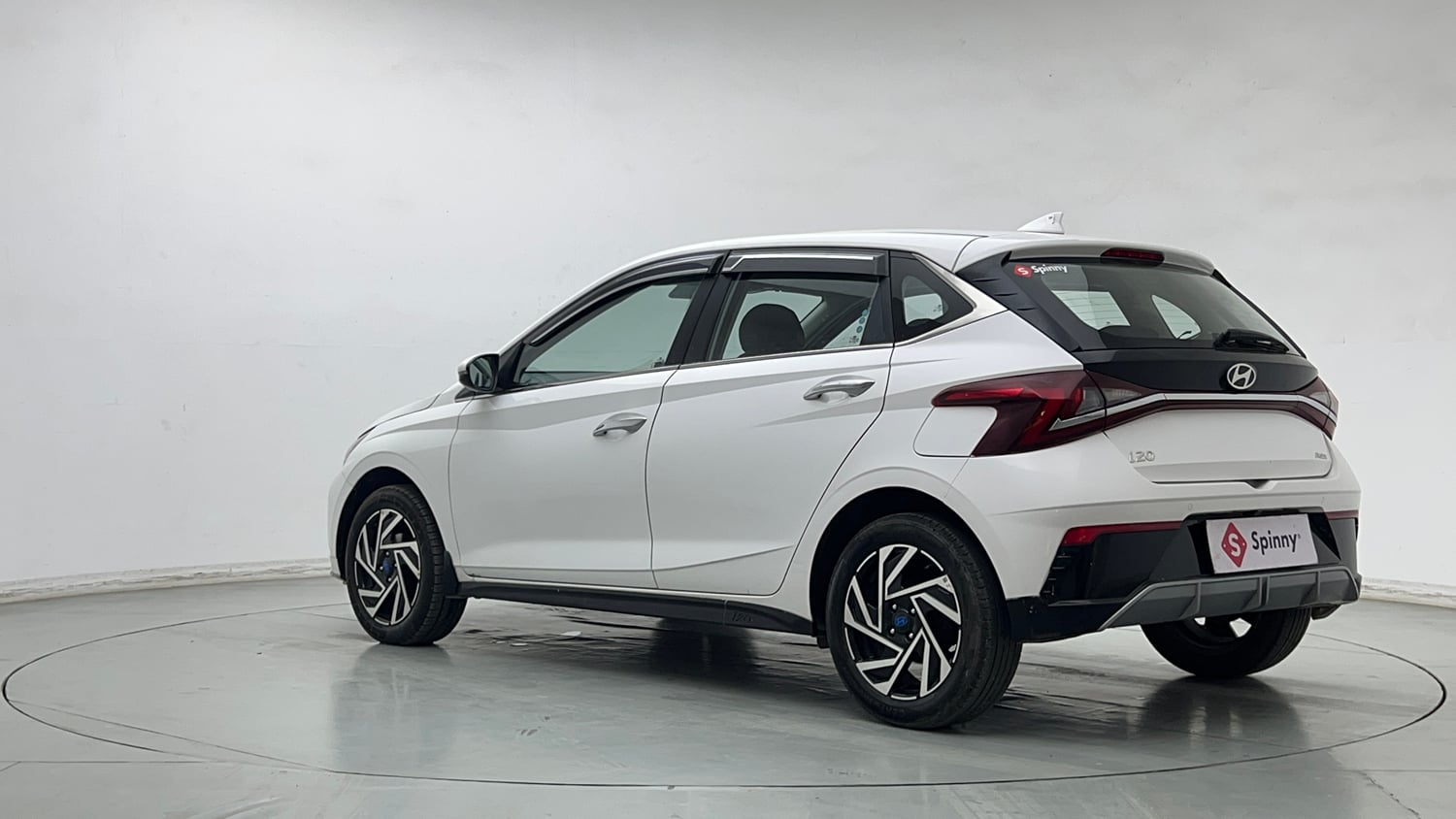 Used 2024 Hyundai New i20 Asta (O) 1.2 IVT Petrol Automatic exterior LEFT REAR CORNER VIEW
