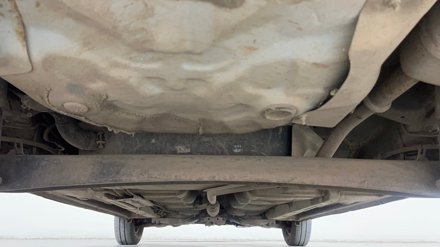 Used 2015 Hyundai i10 Magna 1.1 iRDE2 Petrol Manual extra REAR UNDERBODY VIEW (TAKEN FROM REAR)