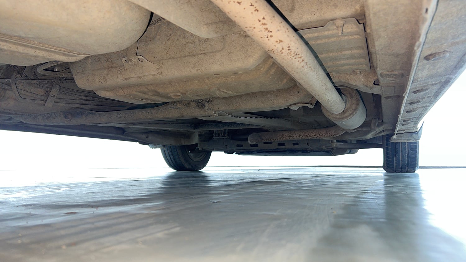 Used 2019 Honda City V CVT Petrol Petrol Automatic extra REAR RIGHT UNDERBODY VIEW