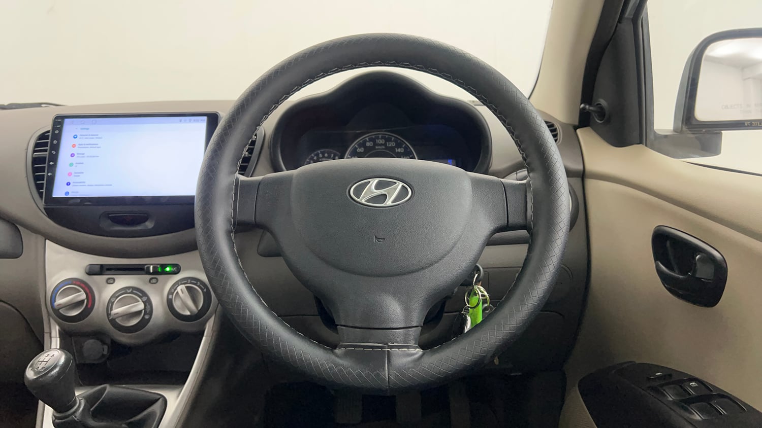 Used 2015 Hyundai i10 Magna 1.1 iRDE2 Petrol Manual interior STEERING VIEW