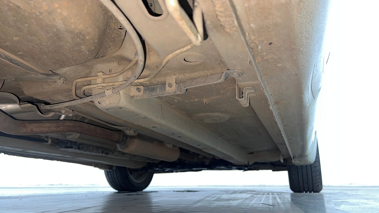 Used 2022 Maruti Suzuki Ciaz Alpha 1.5 AT Petrol Automatic extra REAR RIGHT UNDERBODY VIEW