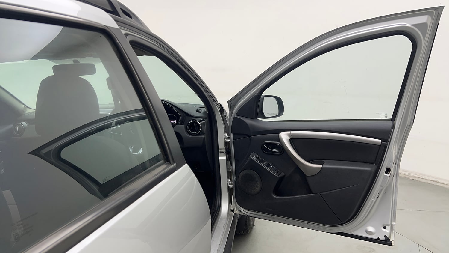 Used 2021 Renault Duster RXS 1.3 Turbo Petrol MT Petrol Manual interior RIGHT FRONT DOOR OPEN VIEW