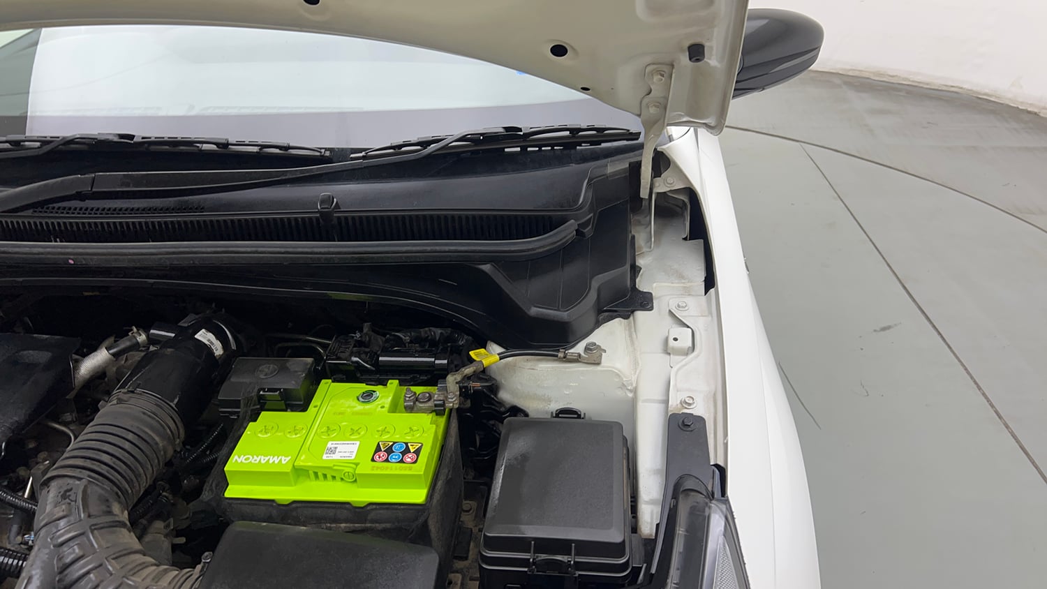 Used 2022 Hyundai i20 N Line N8 1.0 Turbo DCT Petrol Automatic engine ENGINE LEFT SIDE HINGE & APRON VIEW