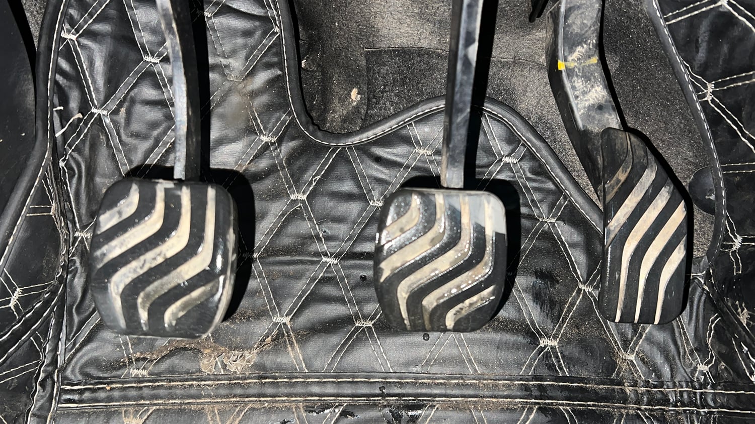 Used 2021 Nissan Magnite XL Petrol Manual interior PEDALS VIEW