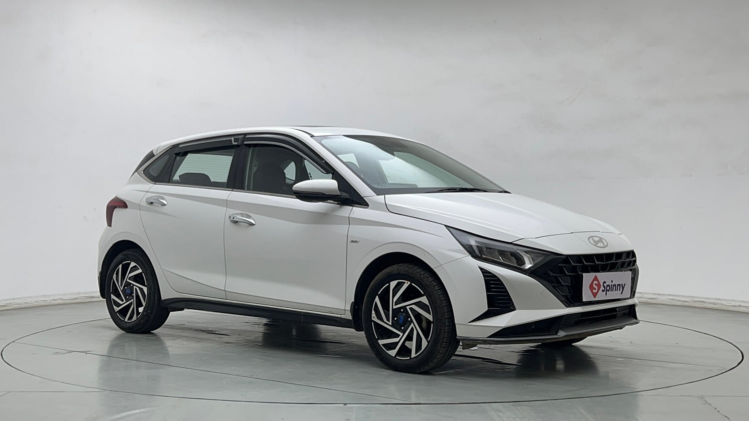 Used 2024 Hyundai New i20 Asta (O) 1.2 IVT Petrol Automatic exterior RIGHT FRONT CORNER VIEW