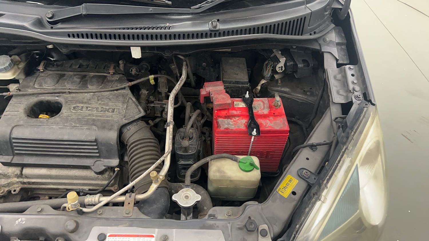 Used 2016 Maruti Suzuki Wagon R VXI Petrol Manual engine ENGINE LEFT SIDE VIEW