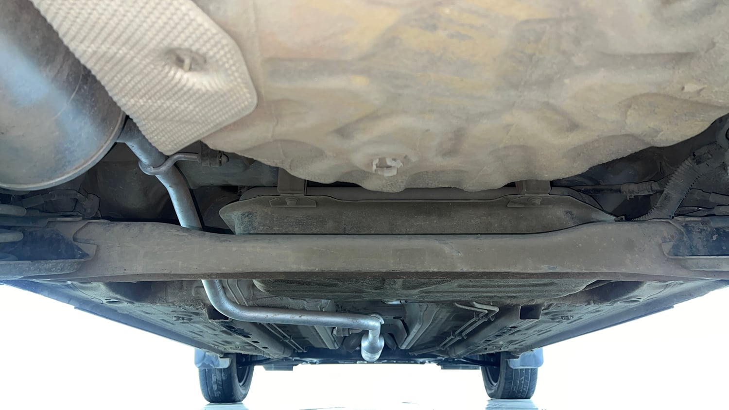 Used 2021 Nissan Magnite XL Petrol Manual extra REAR UNDERBODY VIEW (TAKEN FROM REAR)