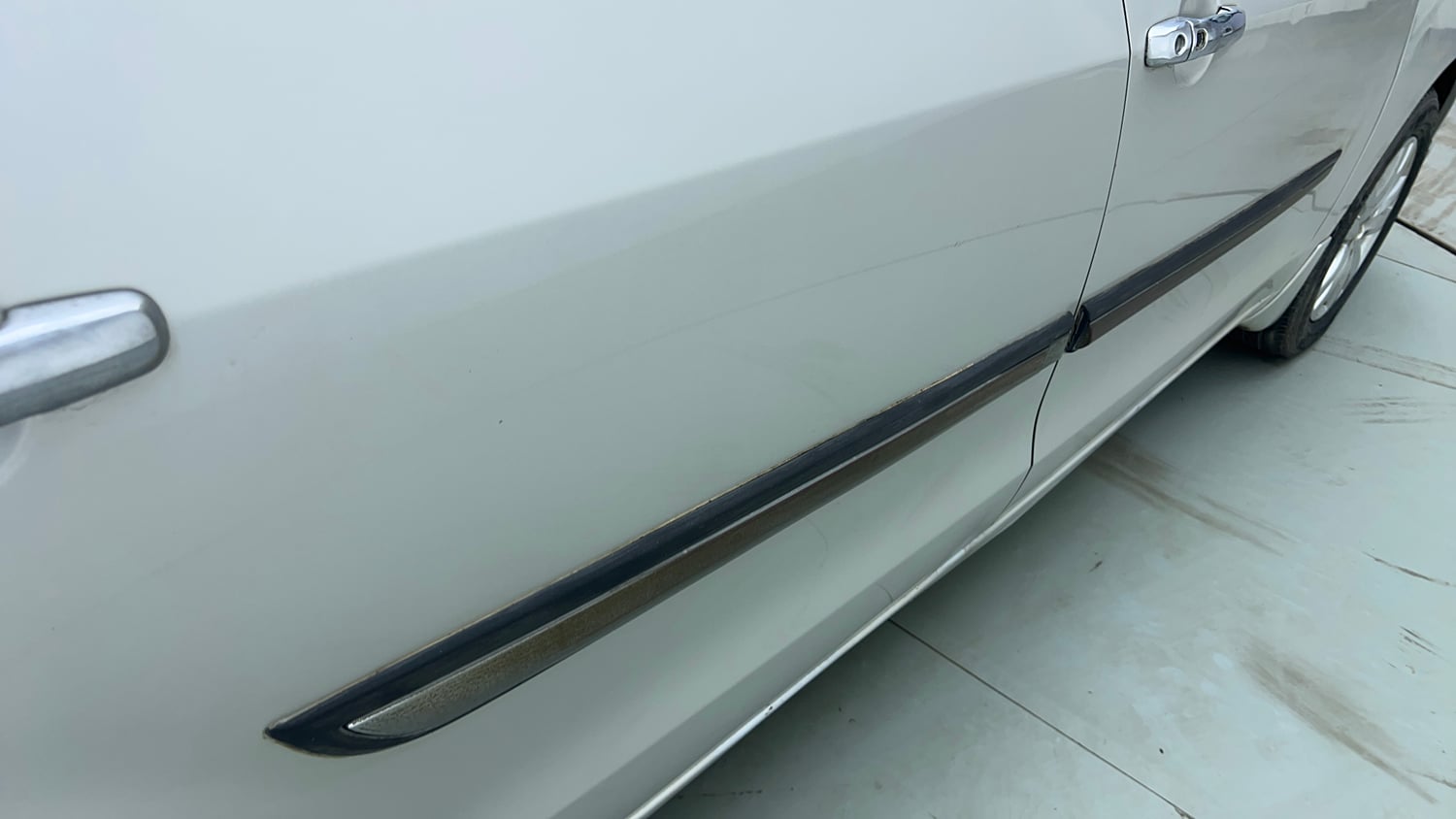 Used 2018 Maruti Suzuki Ertiga ZXI+ Petrol Manual dents MINOR DENT
