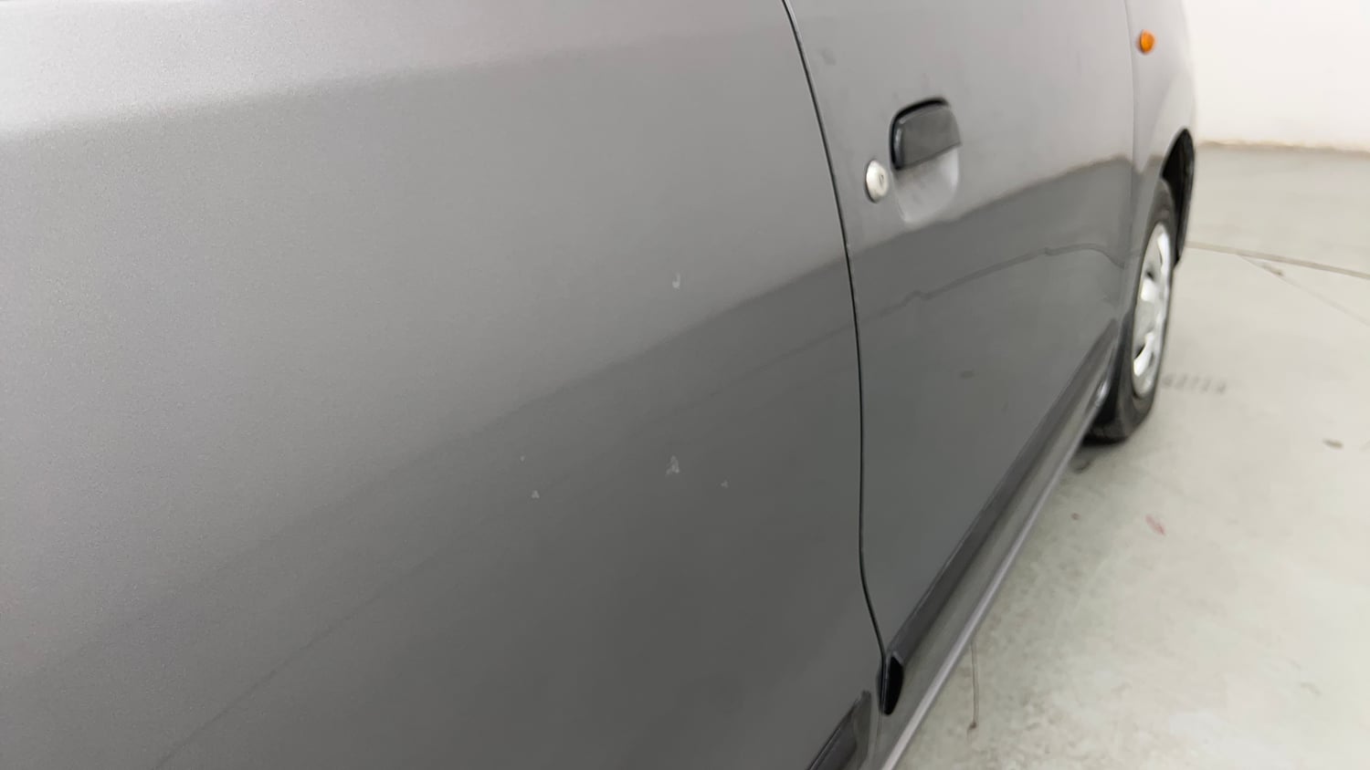 Used 2017 Maruti Suzuki Wagon R LXI CNG Cng Manual dents MINOR SCRATCH
