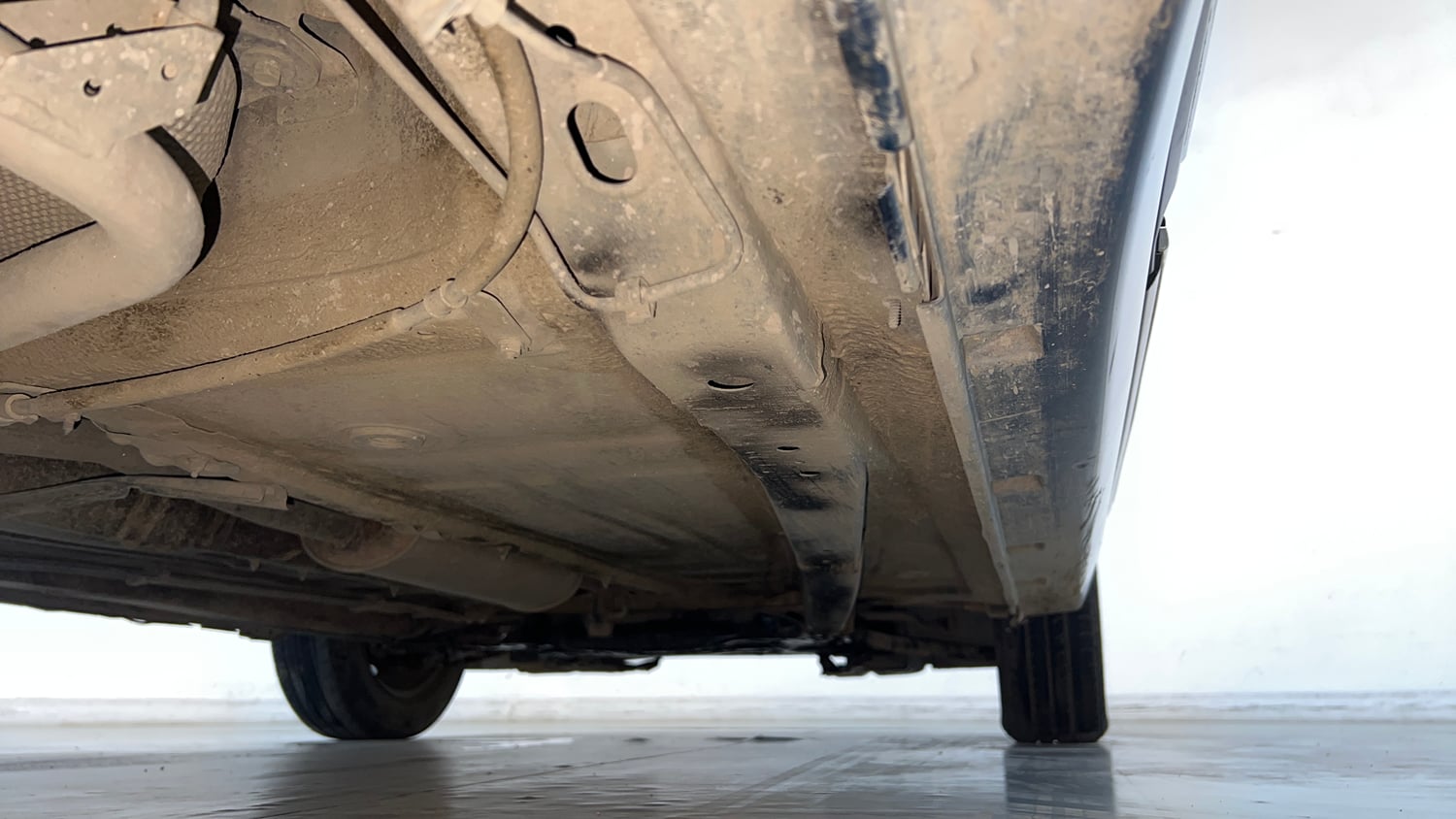 Used 2018 Maruti Suzuki Baleno Delta 1.2 Petrol Manual extra REAR RIGHT UNDERBODY VIEW