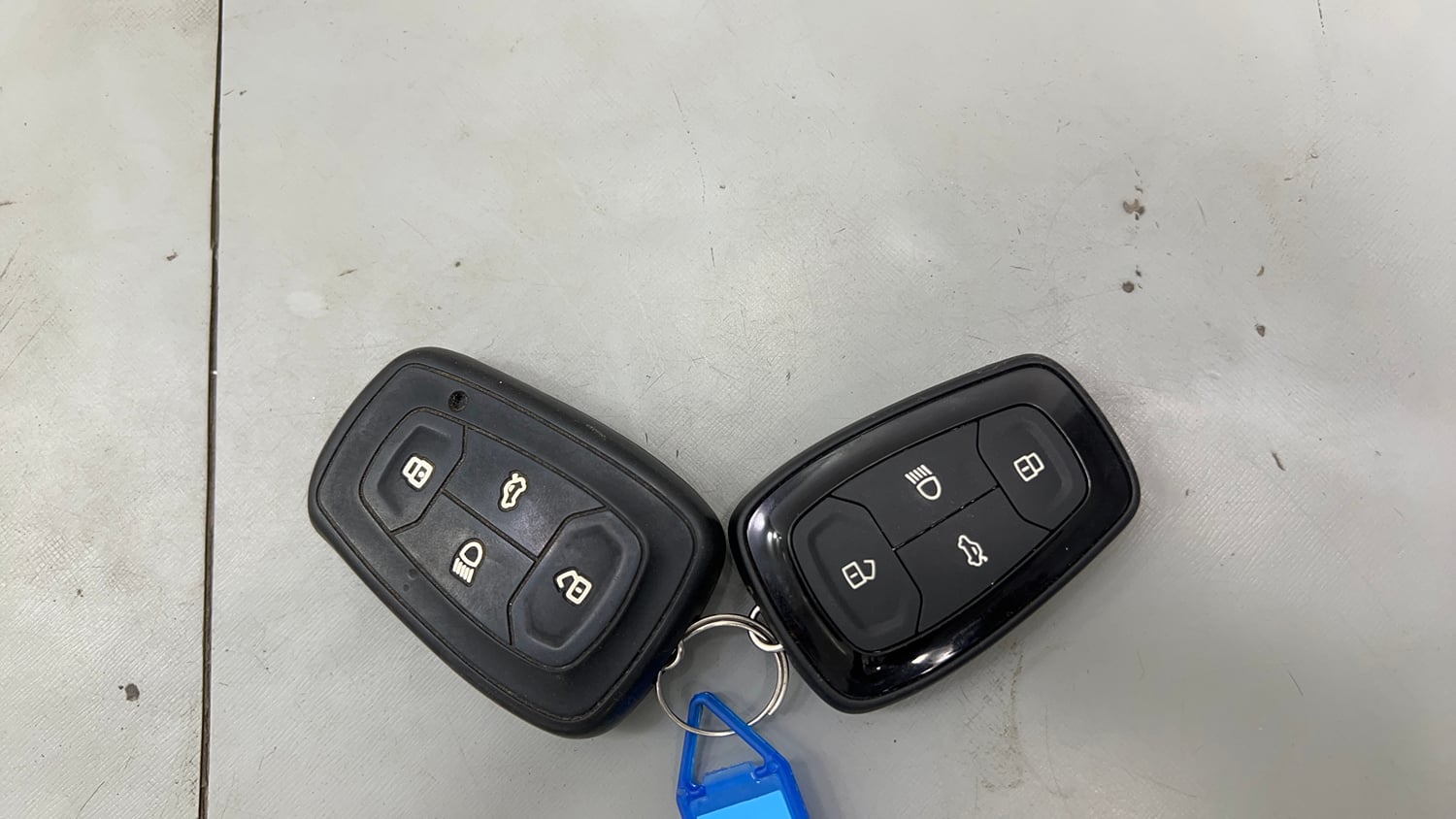 Used 2021 Tata Altroz XZ Petrol Petrol Manual extra CAR KEY VIEW