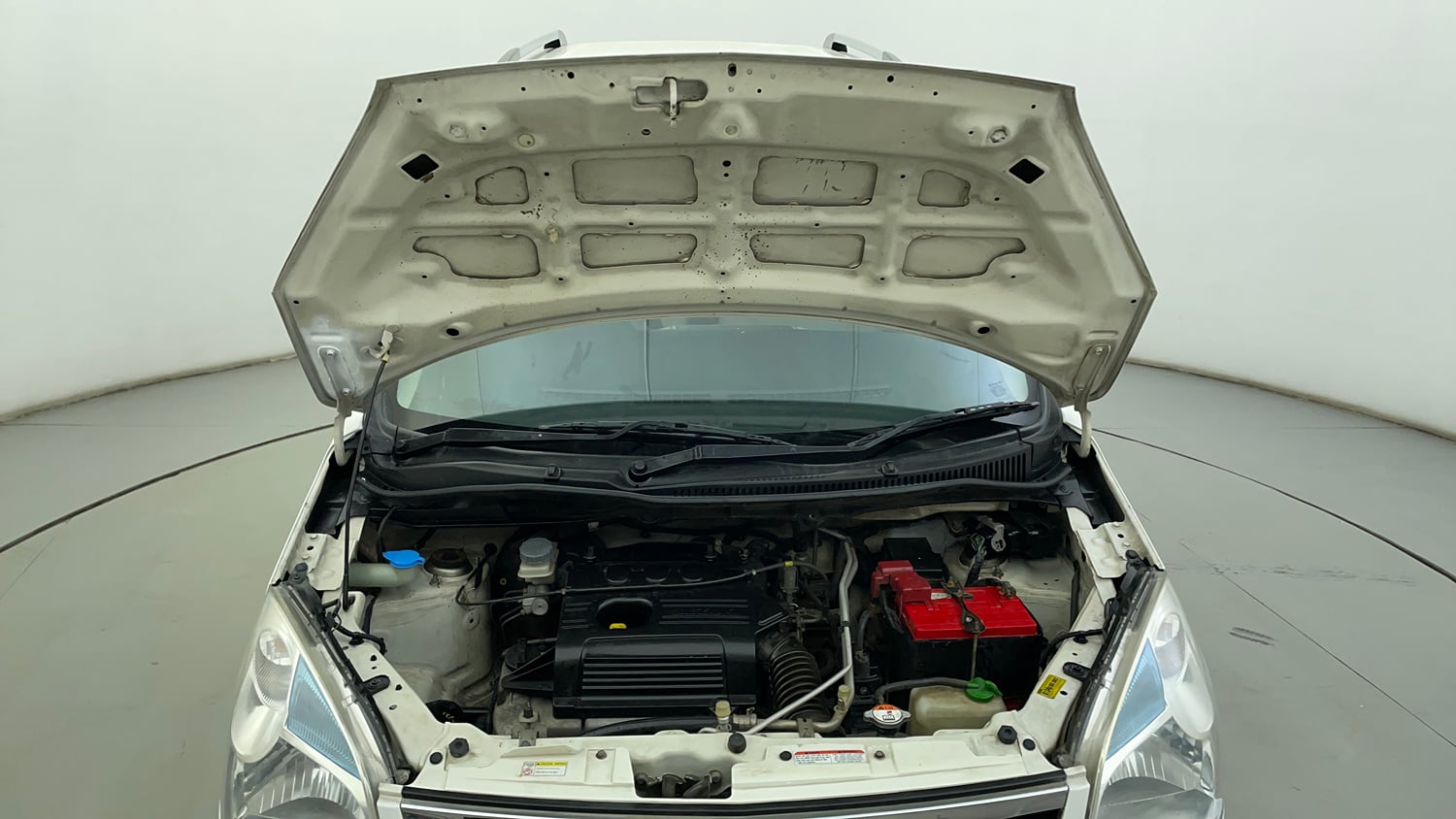 Used 2016 Maruti Suzuki Wagon R VXI Petrol Manual engine ENGINE & BONNET OPEN FRONT VIEW