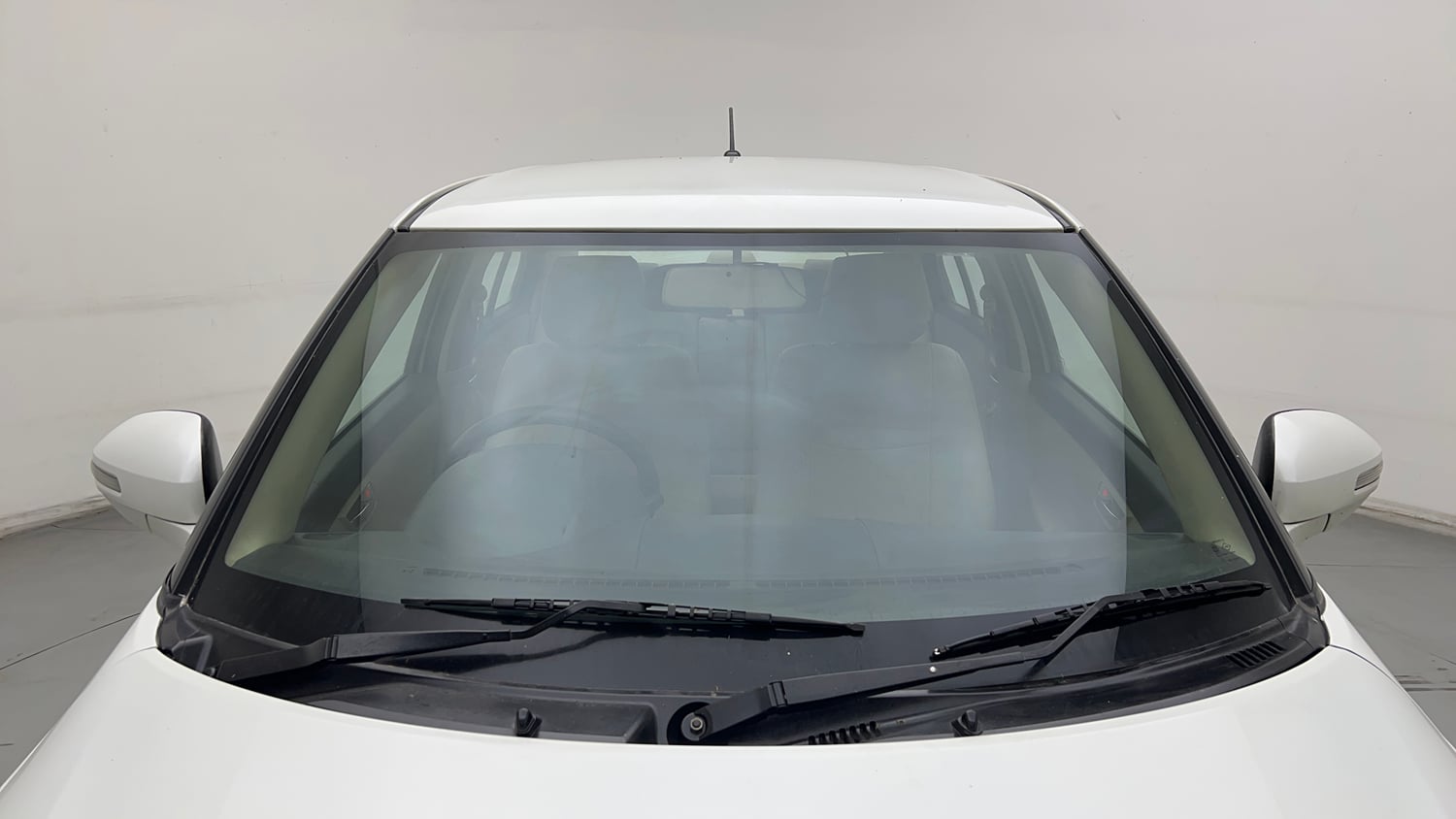 Used 2013 Maruti Suzuki Swift Dzire VXI Petrol Manual exterior FRONT WINDSHIELD VIEW