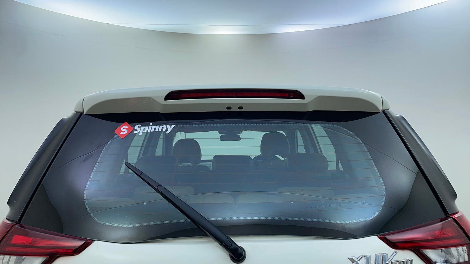 Used 2019 Mahindra XUV500 W11 Diesel Manual exterior BACK WINDSHIELD VIEW