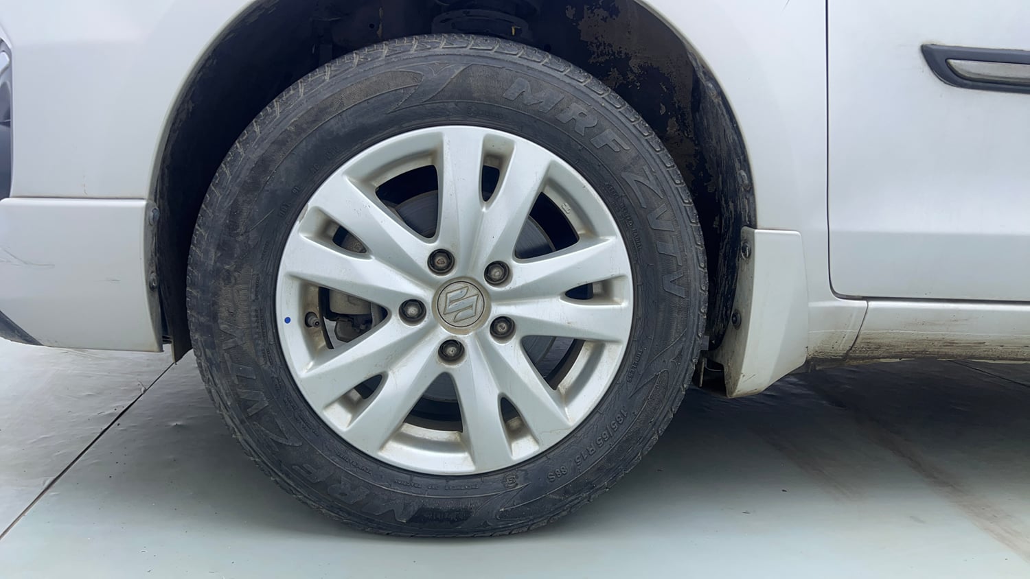 Used 2018 Maruti Suzuki Ertiga ZXI+ Petrol Manual tyres LEFT FRONT TYRE RIM VIEW