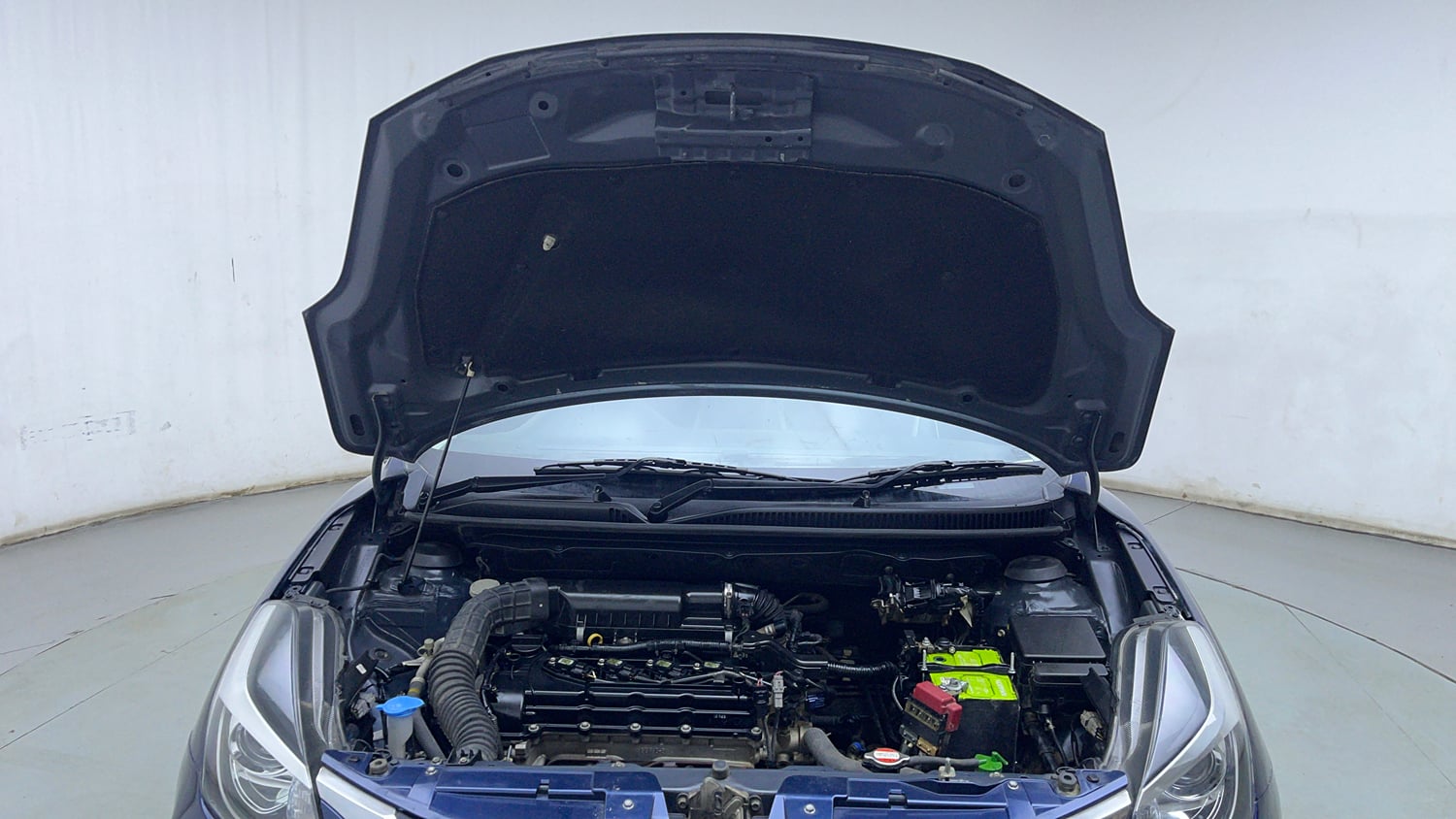 Used 2021 Maruti Suzuki Baleno Zeta Petrol Manual engine ENGINE & BONNET OPEN FRONT VIEW