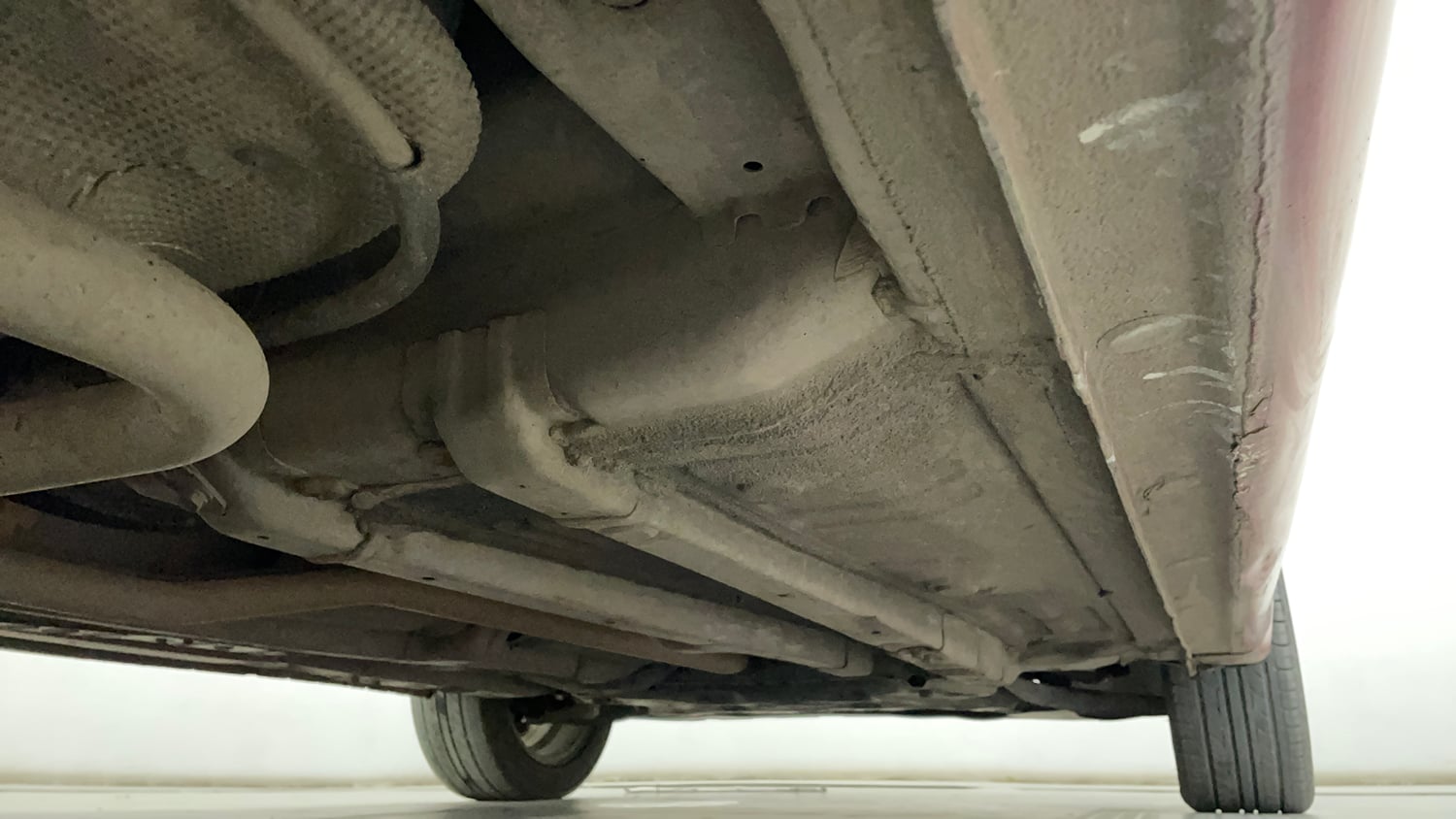 Used 2017 Hyundai Elite i20 Asta 1.2 (O) Petrol Manual extra REAR RIGHT UNDERBODY VIEW