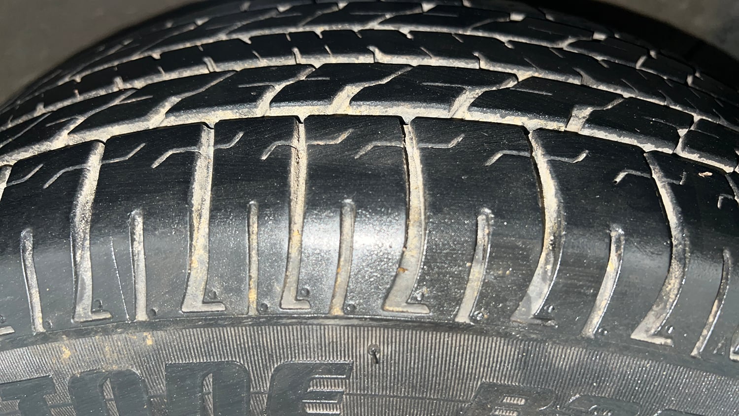 Used 2018 Hyundai Creta S 1.4 CRDi Diesel Manual tyres RIGHT FRONT TYRE TREAD VIEW