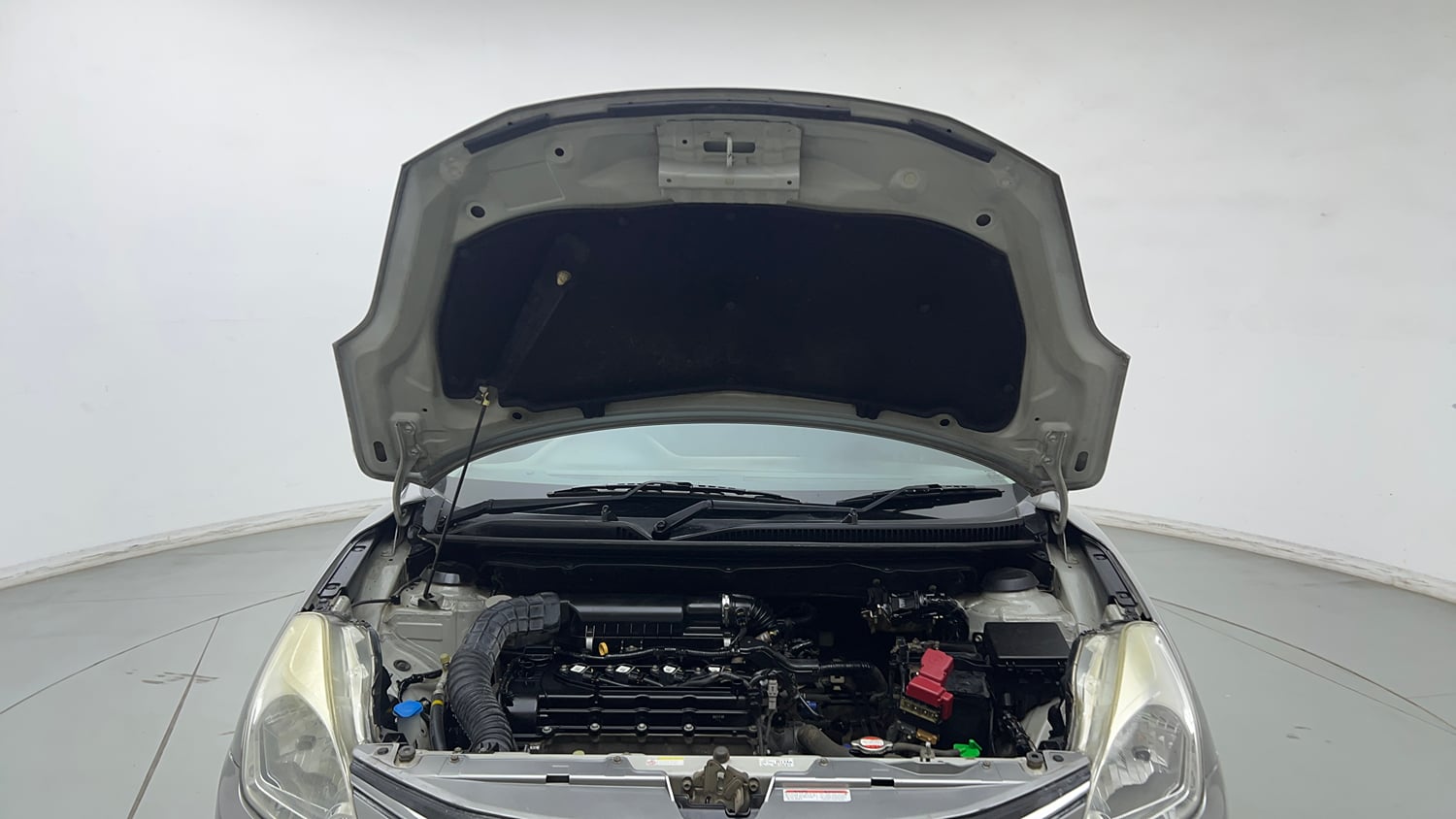 Used 2019 Maruti Suzuki Baleno Delta 1.2 Petrol Manual engine ENGINE & BONNET OPEN FRONT VIEW