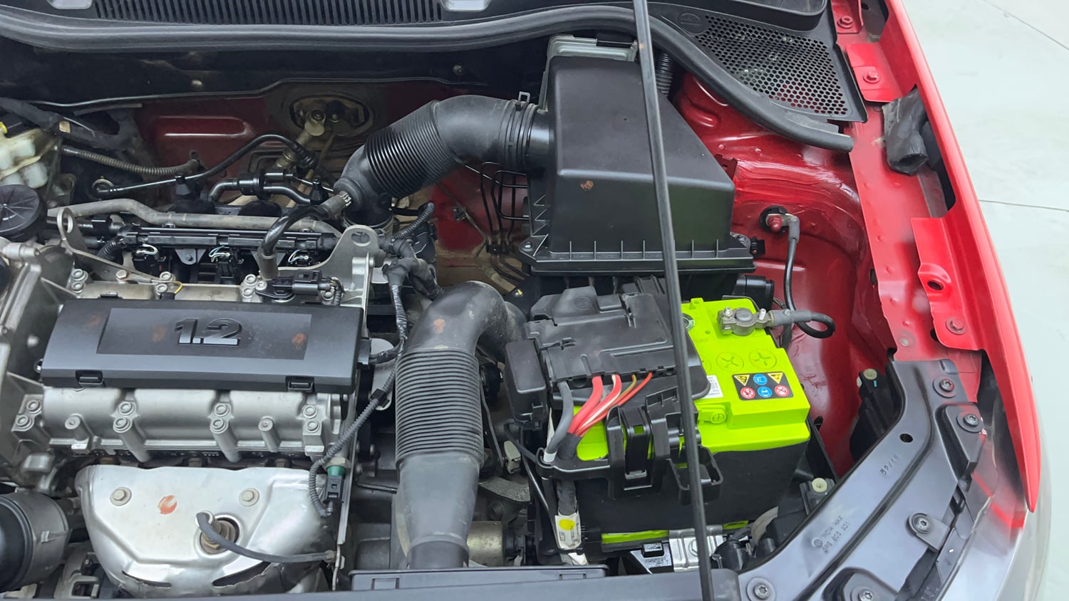Used 2016 Volkswagen Polo Comfortline 1.2L (P) Petrol Manual engine ENGINE LEFT SIDE VIEW