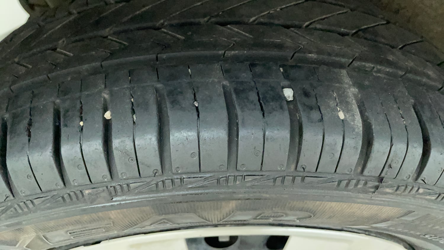 Used 2016 Maruti Suzuki Wagon R VXI Petrol Manual tyres RIGHT REAR TYRE TREAD VIEW