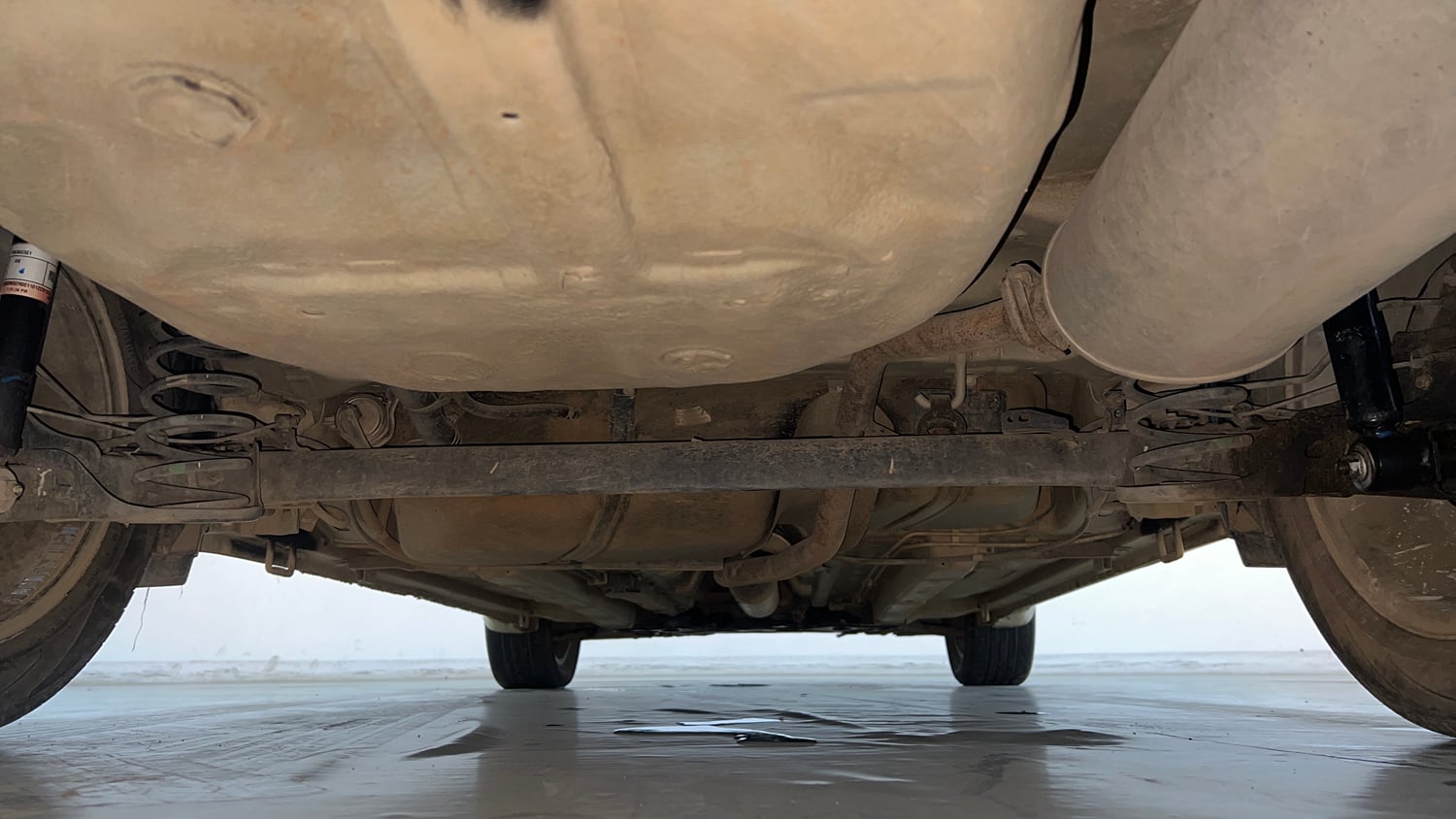 Used 2022 Maruti Suzuki Ciaz Alpha 1.5 AT Petrol Automatic extra REAR UNDERBODY VIEW (TAKEN FROM REAR)