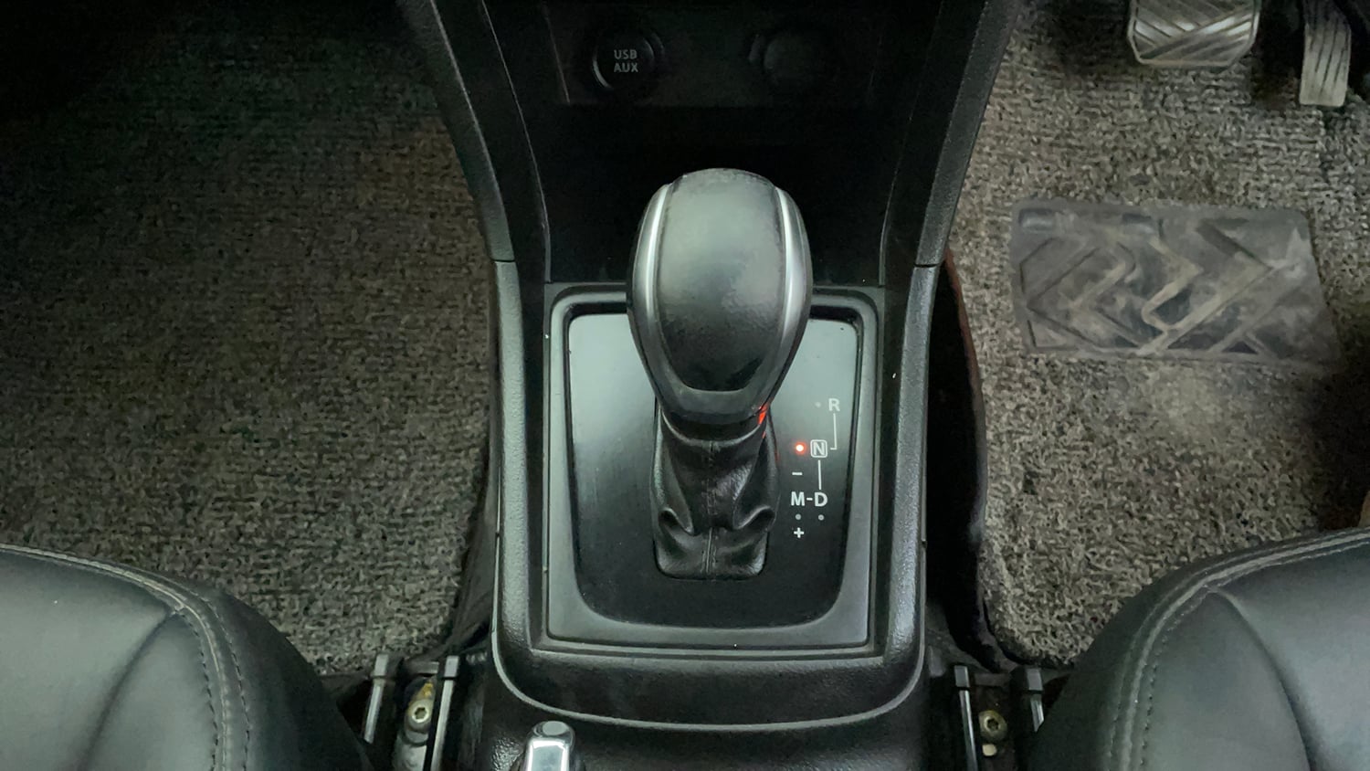 Used 2019 maruti-suzuki Vitara Brezza ZDi Plus AGS Diesel Automatic interior GEAR  KNOB VIEW
