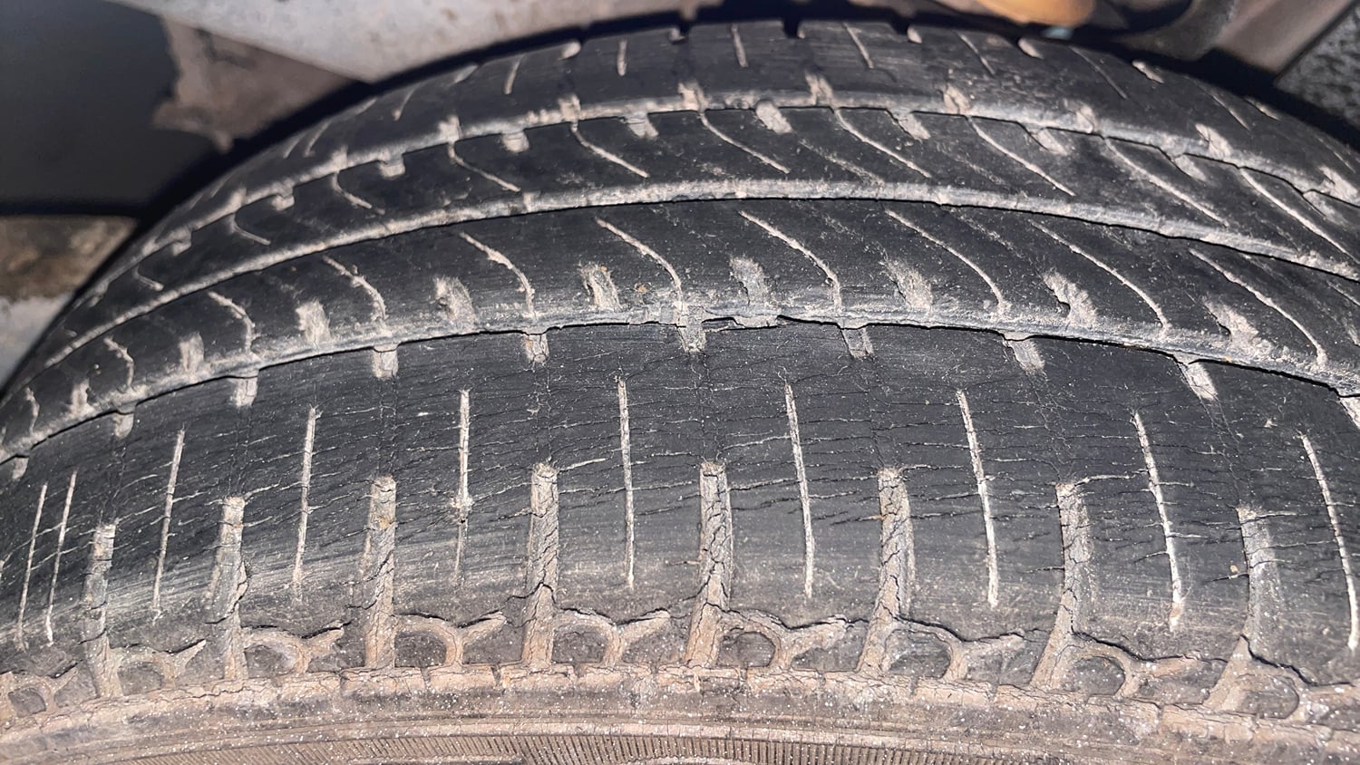Used 2012 Tata Nano LX Petrol Manual tyres LEFT REAR TYRE TREAD VIEW
