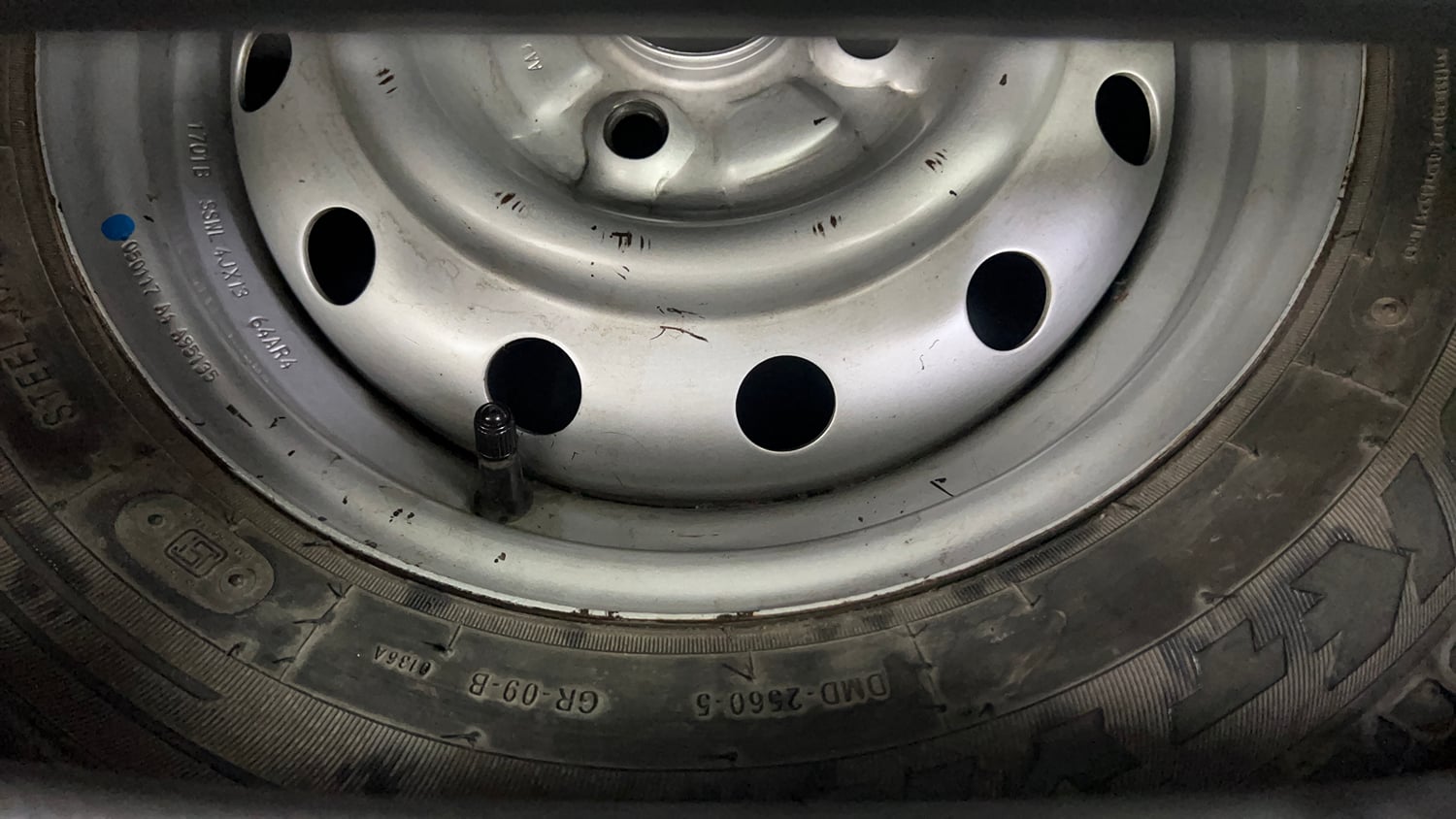 Used 2017 Maruti Suzuki Wagon R LXI CNG Cng Manual tyres SPARE TYRE VIEW