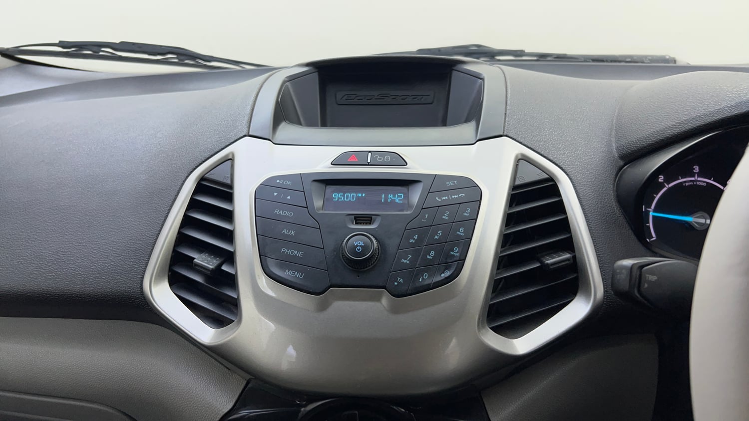 Used 2015 Ford EcoSport Trend 1.5 TDCi Diesel Manual top_features Integrated (in-dash) music system