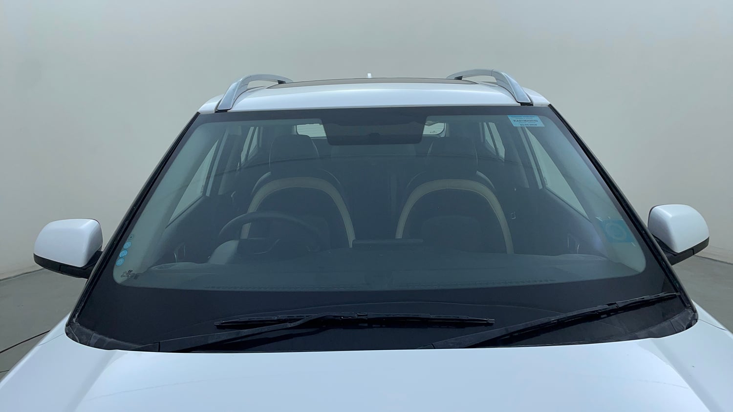 Used 2024 Hyundai Venue S (O) Plus 1.2 Petrol Petrol Manual exterior FRONT WINDSHIELD VIEW