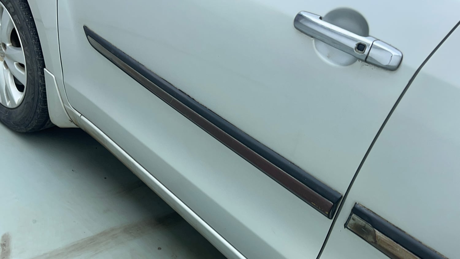 Used 2018 Maruti Suzuki Ertiga ZXI+ Petrol Manual dents MINOR SCRATCH