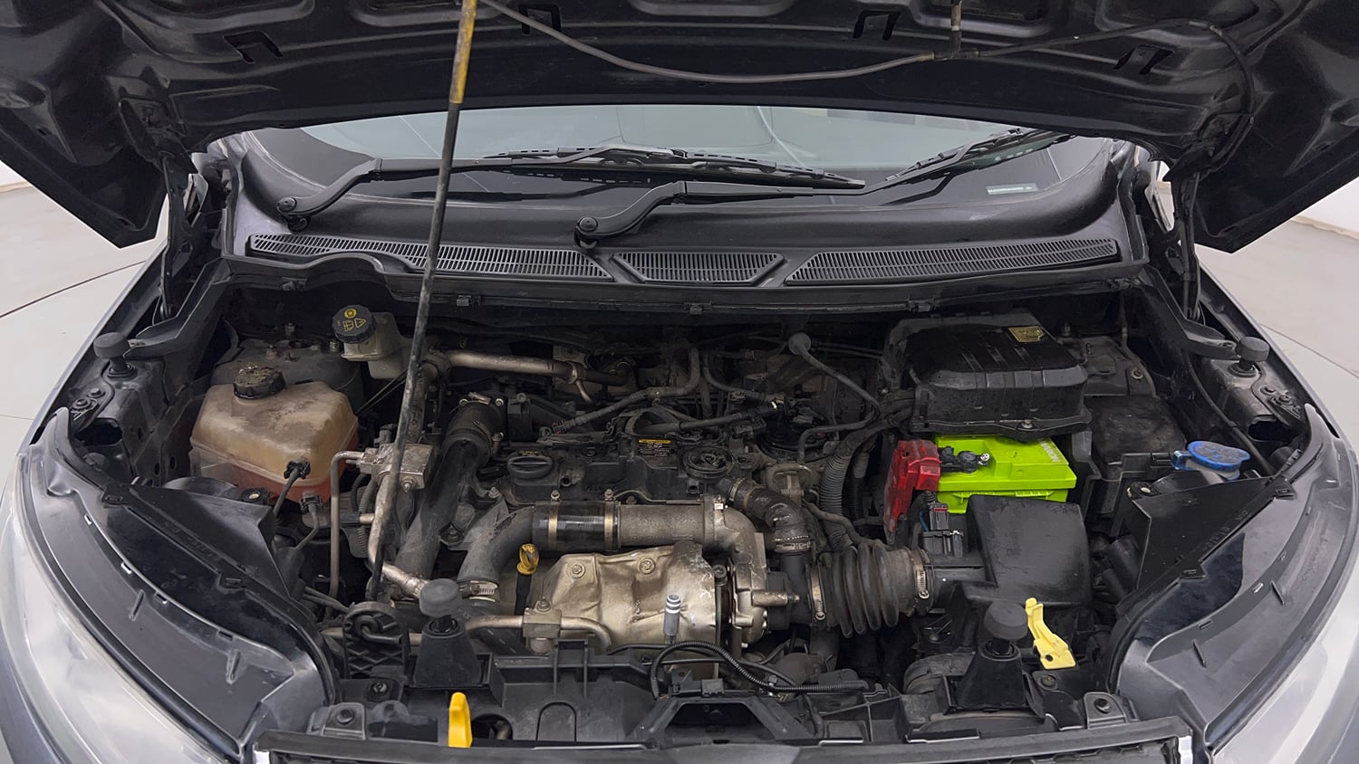 Used 2017 Ford EcoSport Titanium 1.5L TDCi Diesel Manual engine ENGINE & BONNET OPEN FRONT VIEW