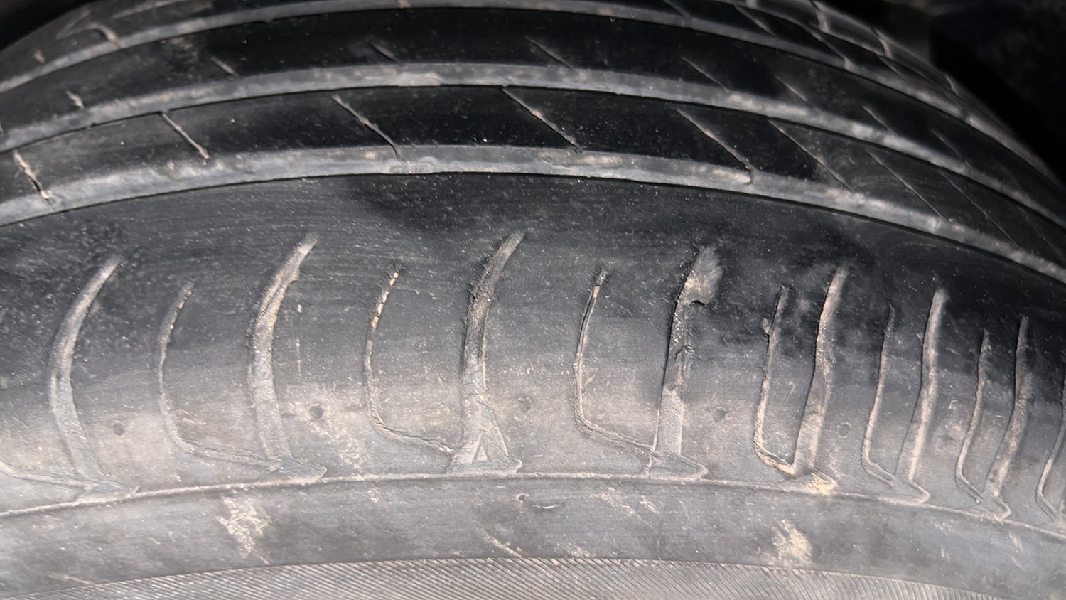 Used 2023 Tata Nexon XM Diesel Diesel Manual tyres LEFT REAR TYRE TREAD VIEW