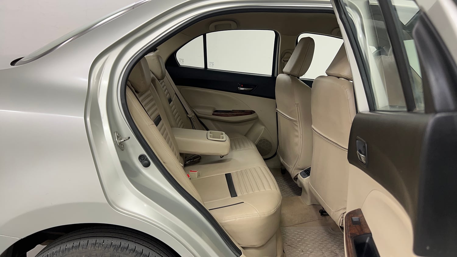Used 2019 Maruti Suzuki Dzire VXi AMT Petrol Automatic interior RIGHT SIDE REAR DOOR CABIN VIEW