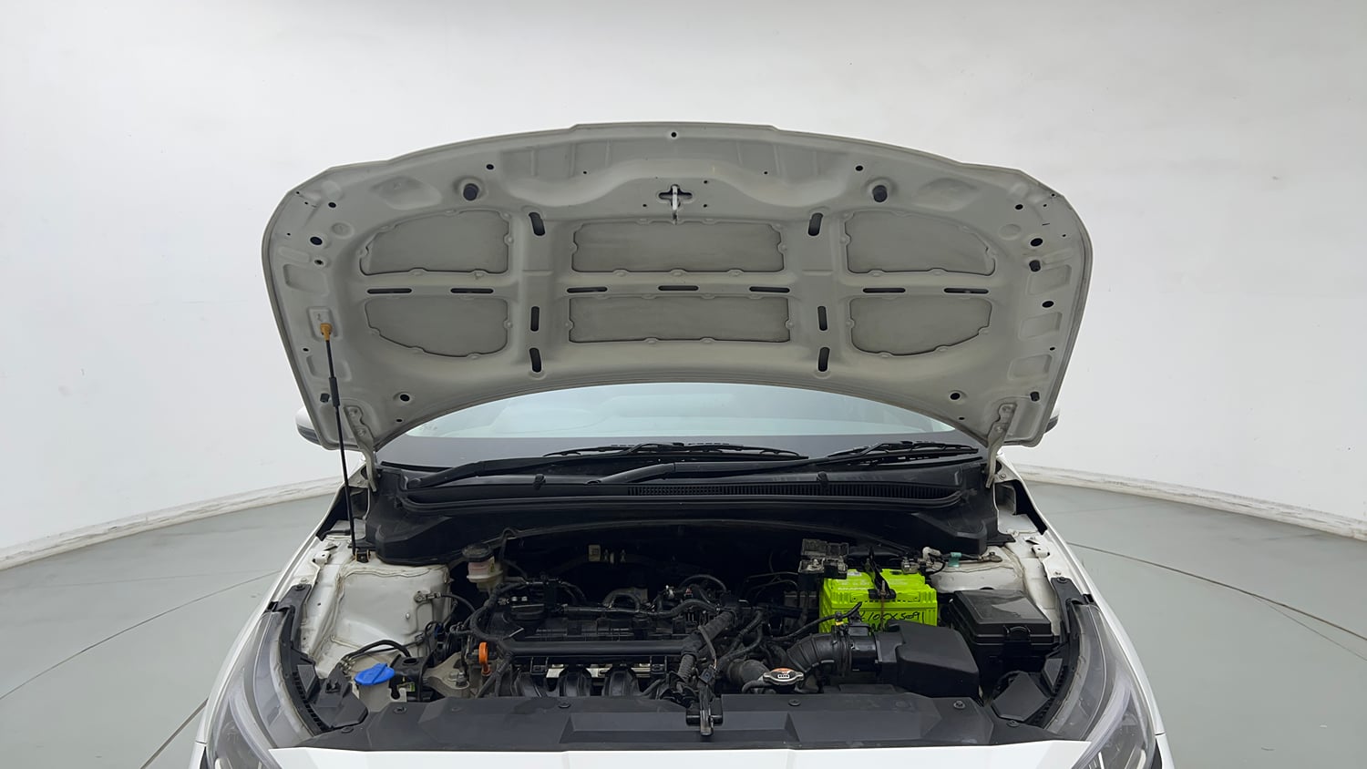 Used 2024 Hyundai New i20 Asta (O) 1.2 IVT Petrol Automatic engine ENGINE & BONNET OPEN FRONT VIEW