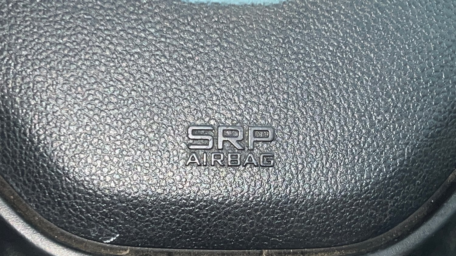 Used 2020 Renault Triber RXL Petrol Manual top_features Airbags