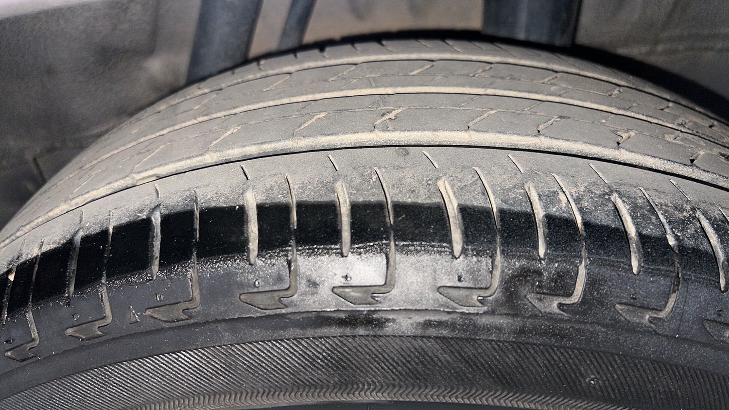 Used 2017 Honda City VX CVT Petrol Petrol Automatic tyres LEFT REAR TYRE TREAD VIEW
