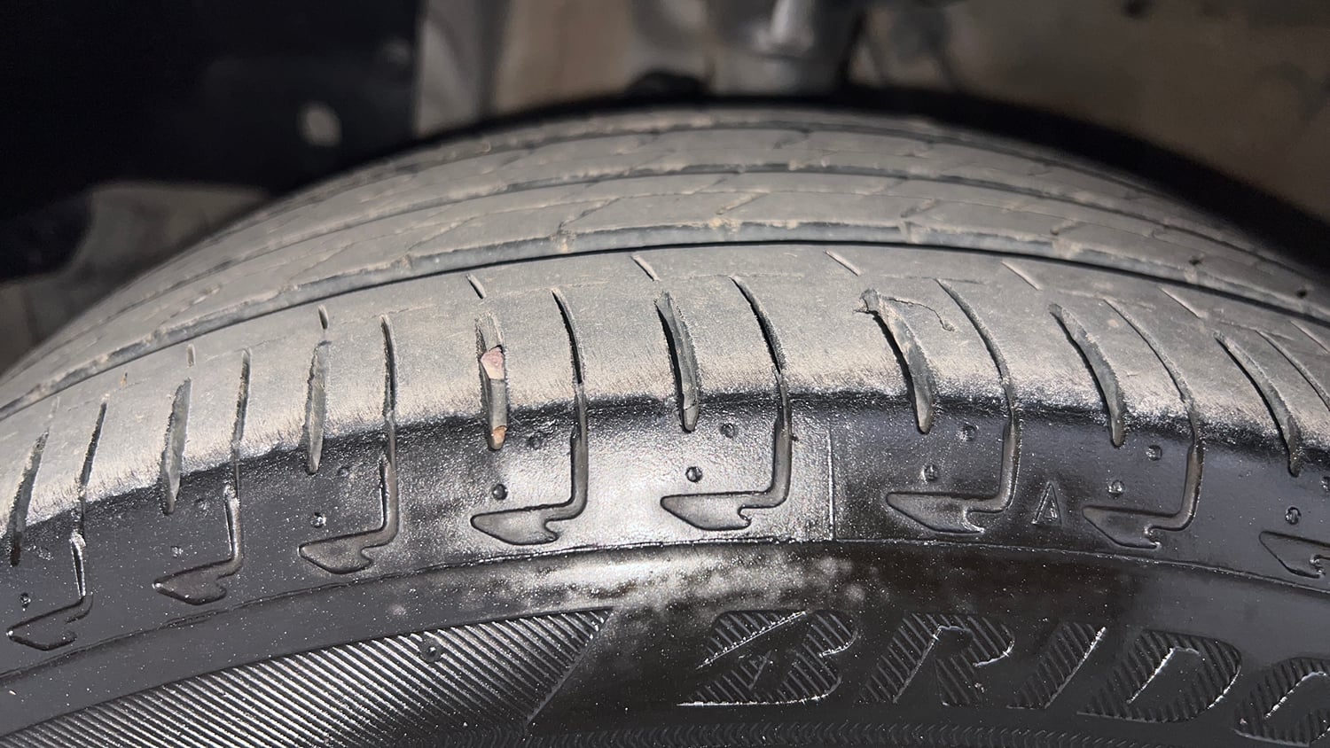 Used 2017 Honda City VX CVT Petrol Petrol Automatic tyres LEFT FRONT TYRE TREAD VIEW