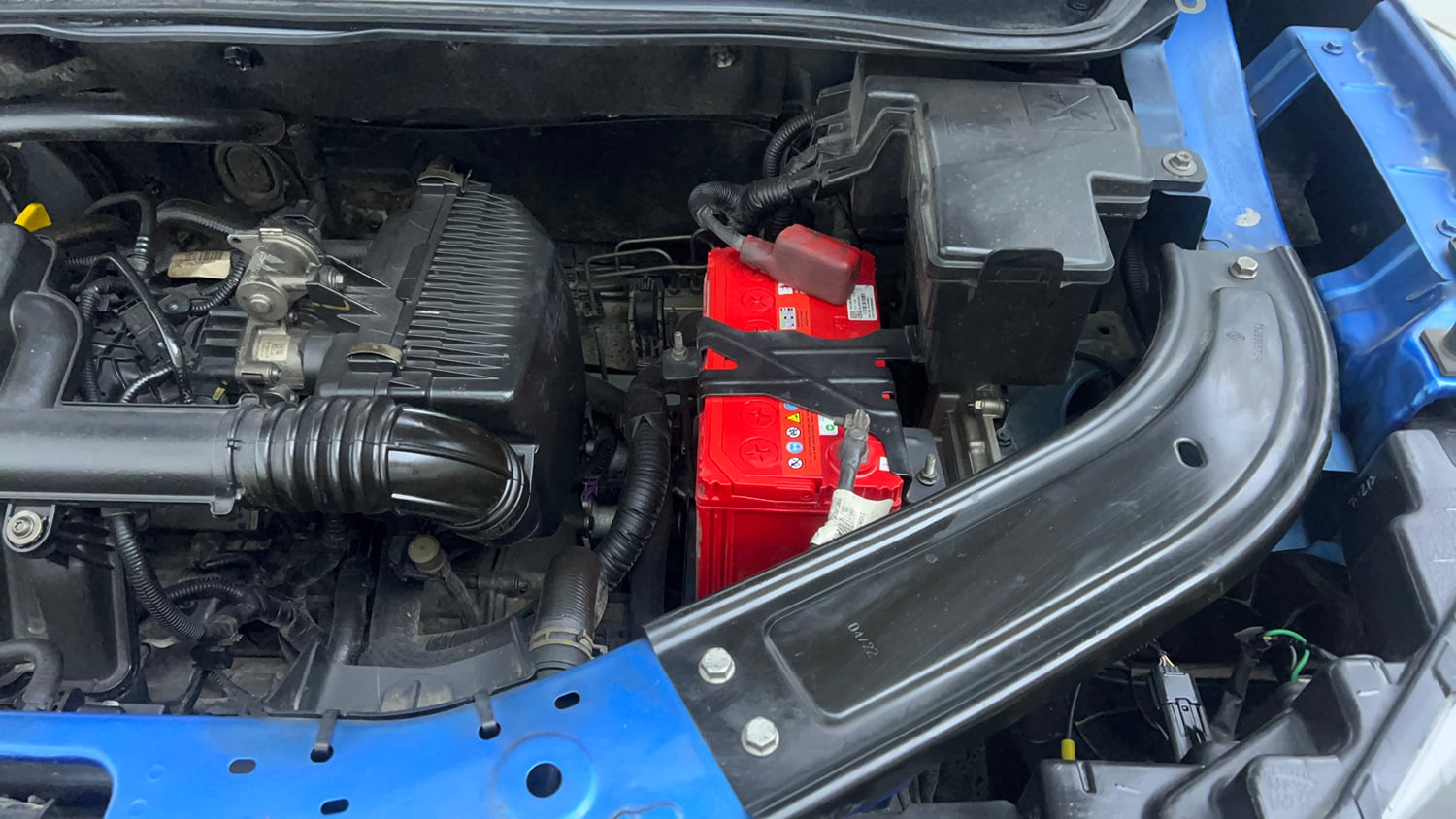 Used 2022 Renault Kiger RXZ AMT Petrol Automatic engine ENGINE LEFT SIDE VIEW