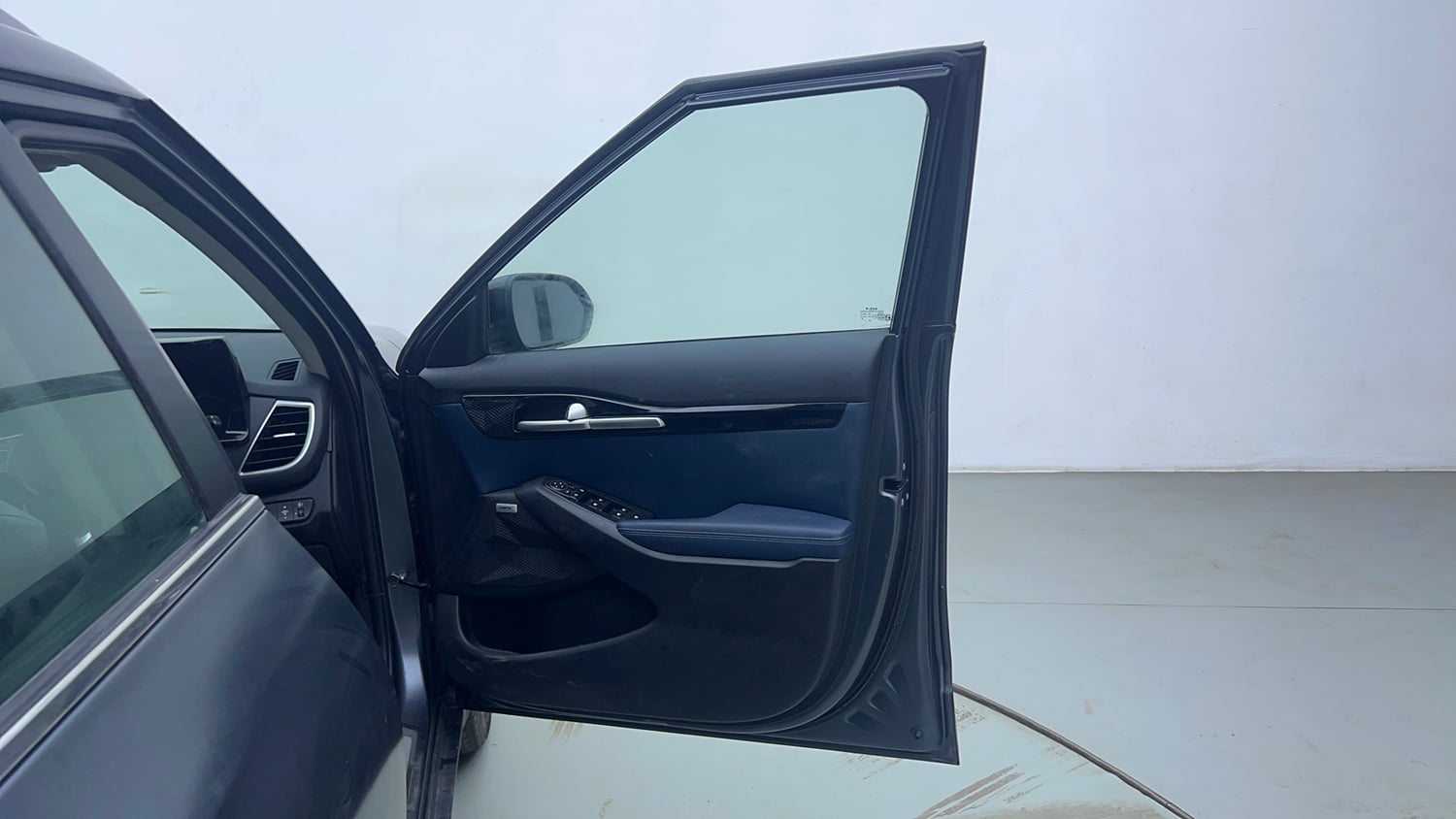 Used 2022 Kia Seltos X Line 1.5 Diesel AT Diesel Automatic interior RIGHT FRONT DOOR OPEN VIEW