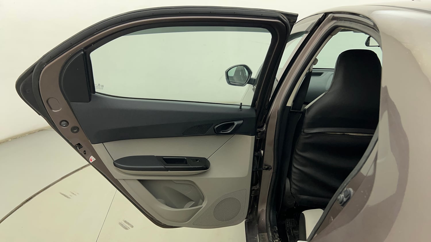 Used 2018 Tata Tiago Revotorq XT Diesel Manual interior LEFT REAR DOOR OPEN VIEW
