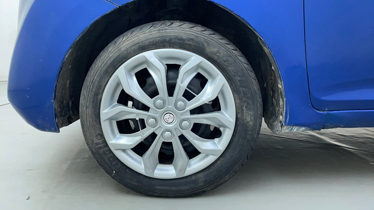 Used 2012 Hyundai Eon Magna + Petrol Manual tyres LEFT FRONT TYRE RIM VIEW
