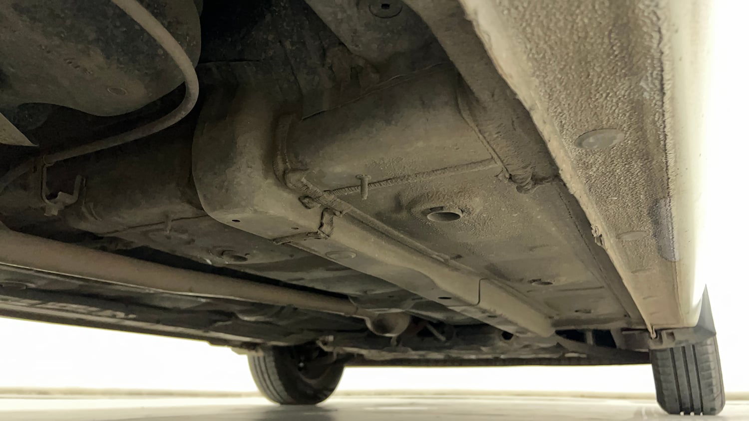 Used 2020 Hyundai Santro Sportz CNG Cng Manual extra REAR RIGHT UNDERBODY VIEW