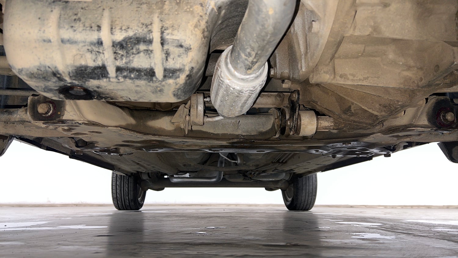 Used 2017 Ford EcoSport Titanium 1.5L TDCi Diesel Manual extra FRONT LEFT UNDERBODY VIEW