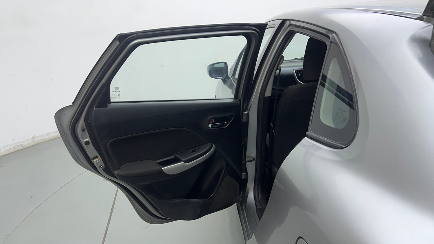 Used 2018 Maruti Suzuki Baleno Delta 1.2 Petrol Manual interior LEFT REAR DOOR OPEN VIEW